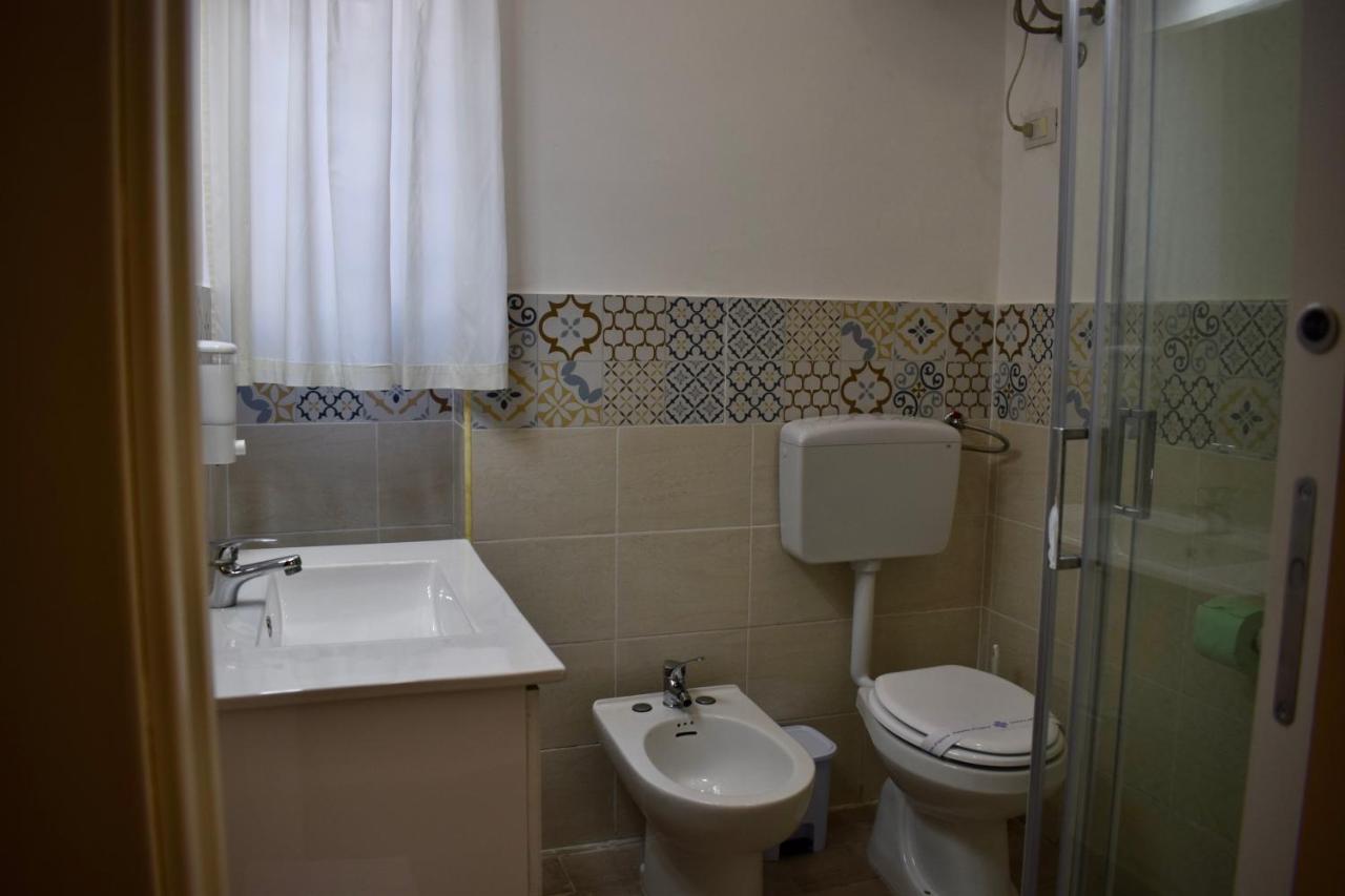 La Casa Dei Leoni Di Sicilia Apartment Palermo Bagian luar foto