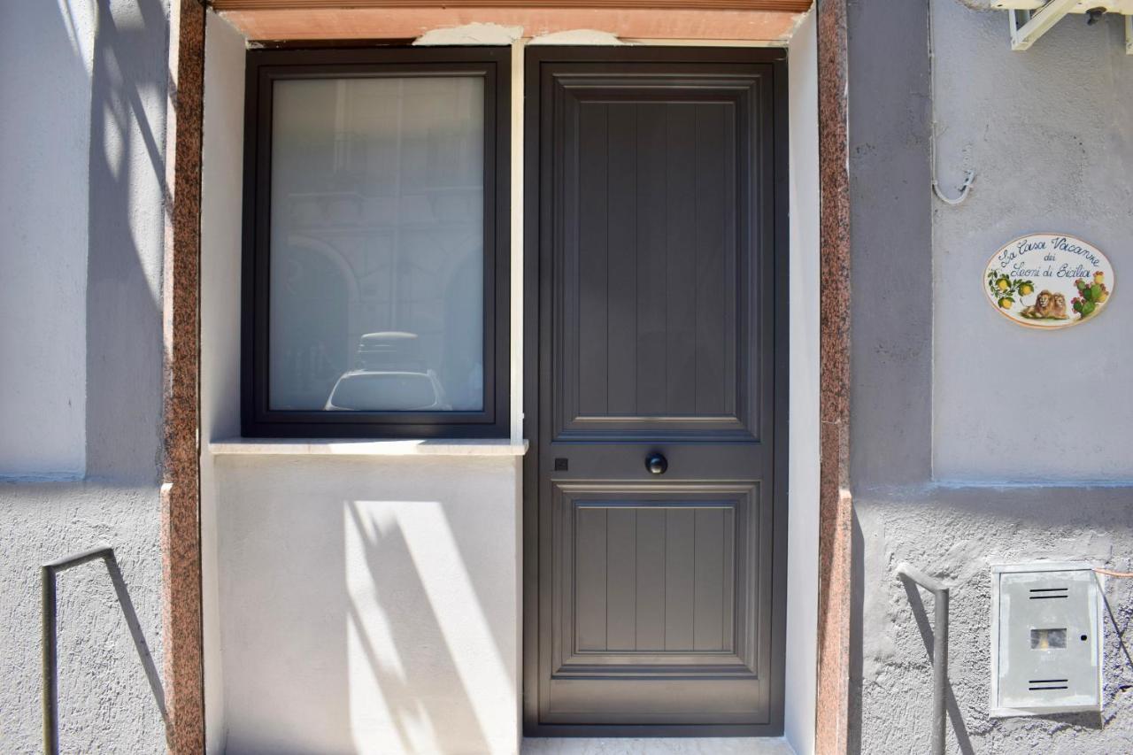 La Casa Dei Leoni Di Sicilia Apartment Palermo Bagian luar foto